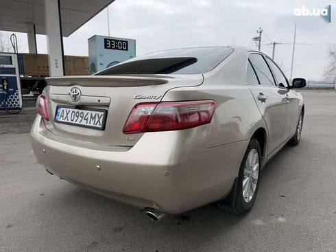 Toyota Camry 2007 - фото 9