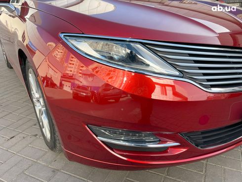 Lincoln MKZ 2013 красный - фото 13