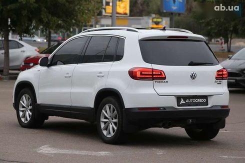 Volkswagen Tiguan 2015 - фото 4