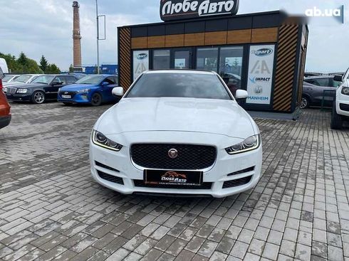 Jaguar XE 2015 - фото 2