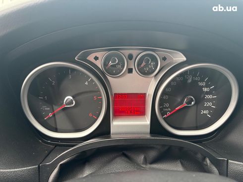 Ford Focus 2008 красный - фото 22