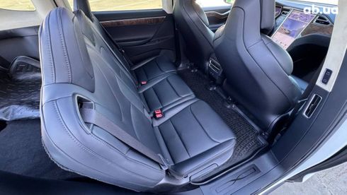 Tesla Model X 2017 - фото 12