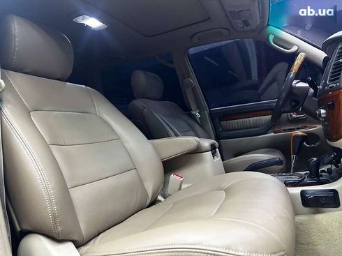 Lexus LX 2007 - фото 11
