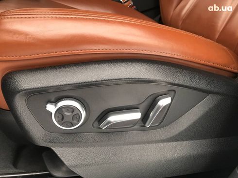 Audi Q7 2017 белый - фото 11