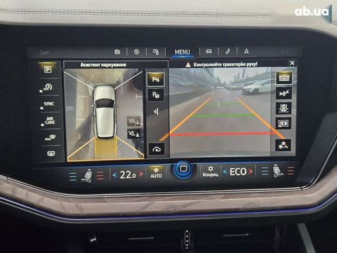 Volkswagen Touareg 2021 - фото 30
