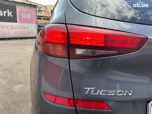 Hyundai Tucson 2019 серый - фото 6