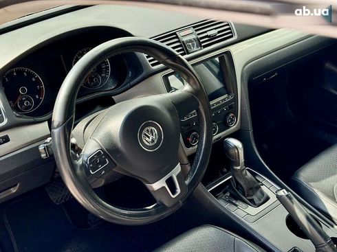 Volkswagen Passat 2015 - фото 22