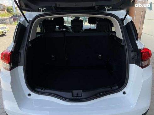Renault Scenic 2019 - фото 29