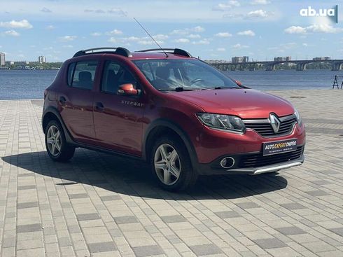 Renault Sandero 2014 - фото 6