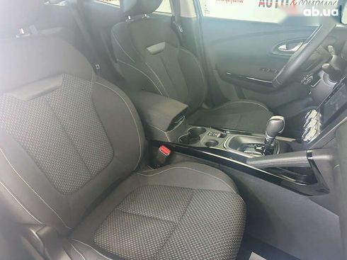 Renault Kadjar 2020 - фото 12