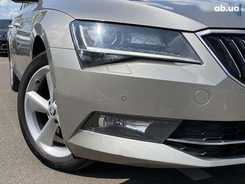 Skoda Superb 2015 - фото 4