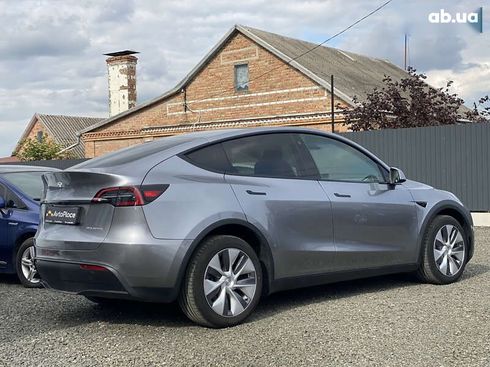 Tesla Model Y 2023 - фото 12