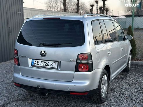 Volkswagen Touran 2008 - фото 10