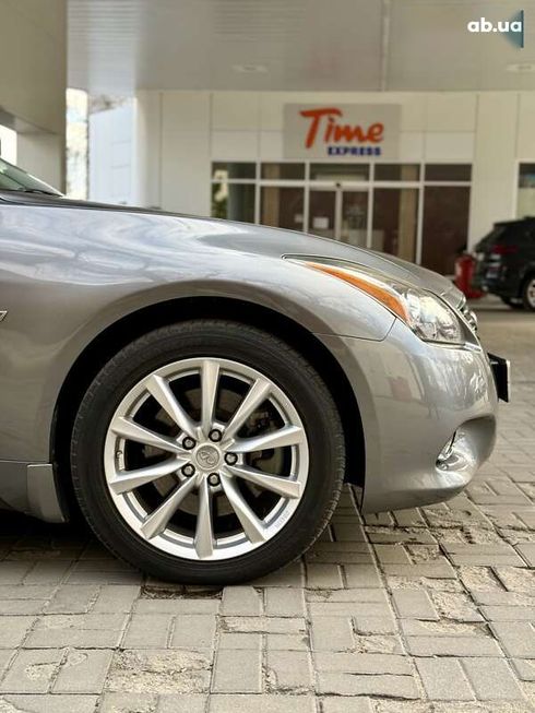 Infiniti Q60 2015 - фото 12