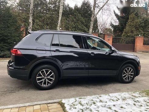 Volkswagen Tiguan 2021 - фото 2