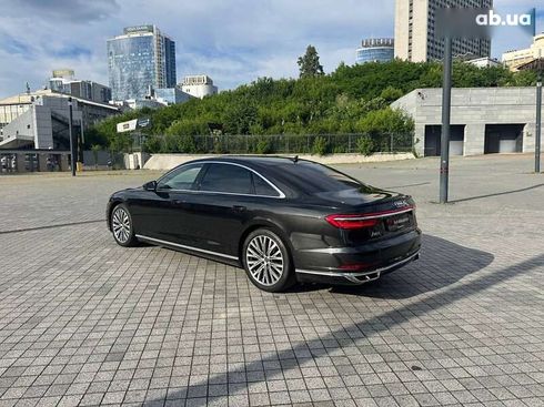 Audi A8 2021 - фото 5