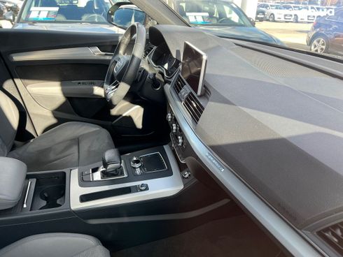 Audi Q5 2021 - фото 10