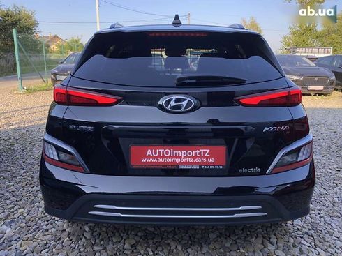 Hyundai Kona Electric 2022 - фото 16