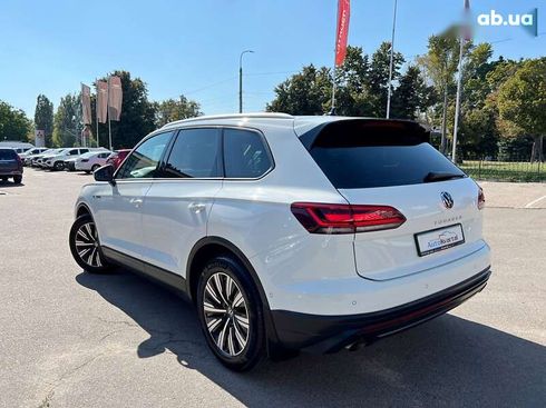 Volkswagen Touareg 2020 - фото 7