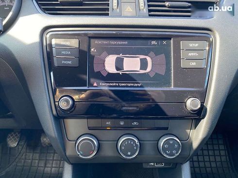 Skoda Octavia 2019 - фото 15