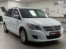 Продаж вживаних Volkswagen Routan 2013 року - купити на Автобазарі