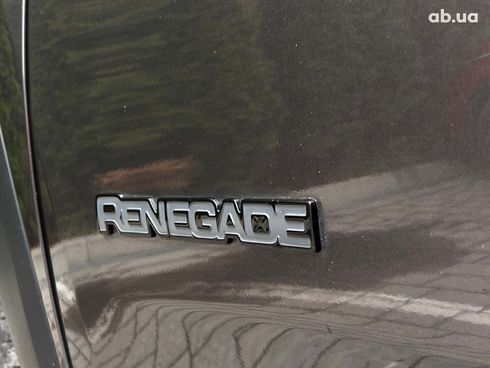 Jeep Renegade 2017 серый - фото 9