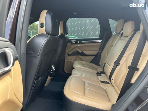 Porsche Cayenne 2016 - фото 26