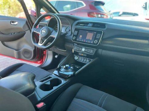 Nissan Leaf 2021 - фото 25