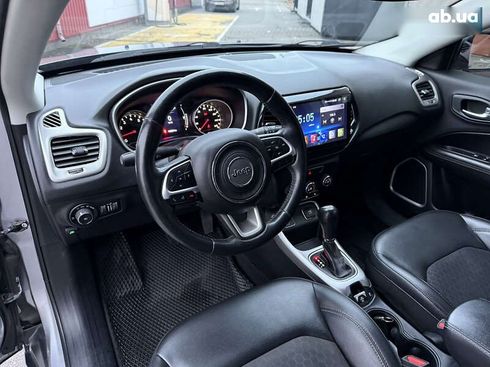 Jeep Compass 2018 - фото 28