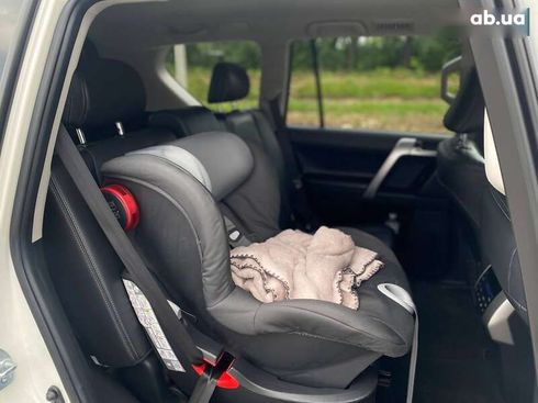 Toyota Land Cruiser Prado 2020 - фото 21