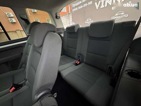 Volkswagen Touran 2011 - фото 4