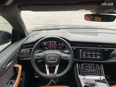 Audi RS Q8 2021 - фото 11