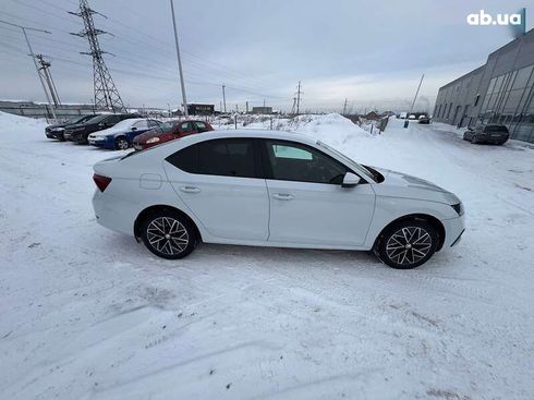 Skoda Octavia 2020 - фото 15