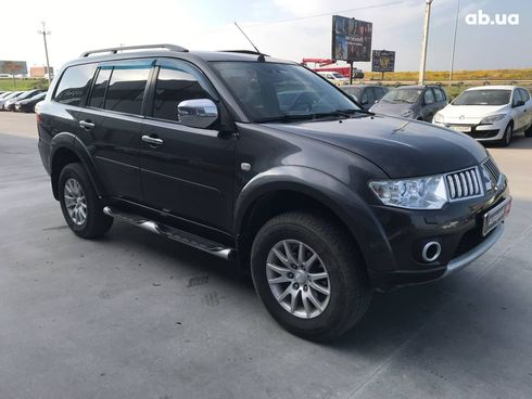 Mitsubishi Pajero Sport 2011 черный - фото 12
