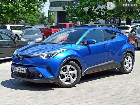 Toyota C-HR 2019 - фото 3