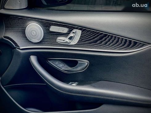 Mercedes-Benz E-Класс 2019 - фото 30