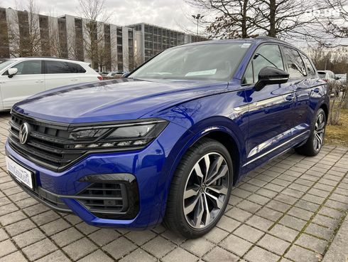 Volkswagen Touareg R 2022 - фото 4