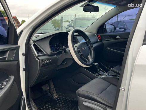 Hyundai Tucson 2016 белый - фото 40