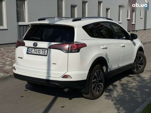 Toyota RAV4 2018 - фото 4