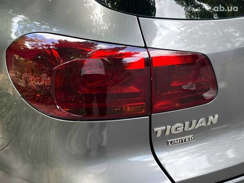 Volkswagen Tiguan 2018 серый - фото 13