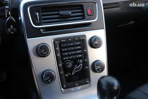 Volvo V60 2012 - фото 21