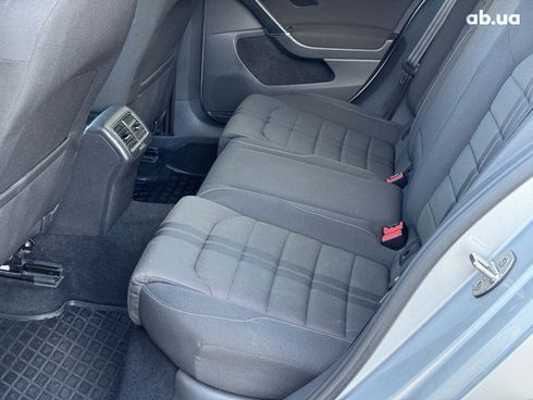 Volkswagen Golf 2016 серый - фото 18