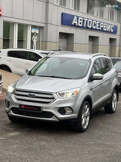 Ford Escape 2019 - фото 4