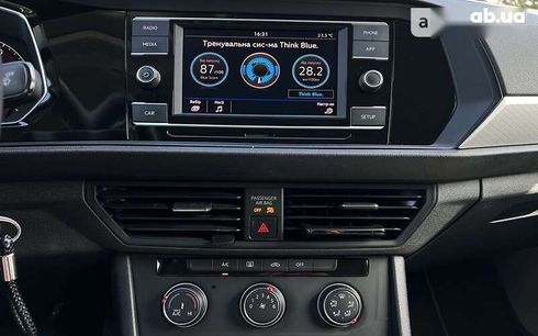 Volkswagen Jetta 2019 - фото 18