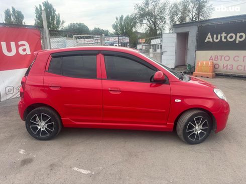 Kia Picanto 2008 красный - фото 6