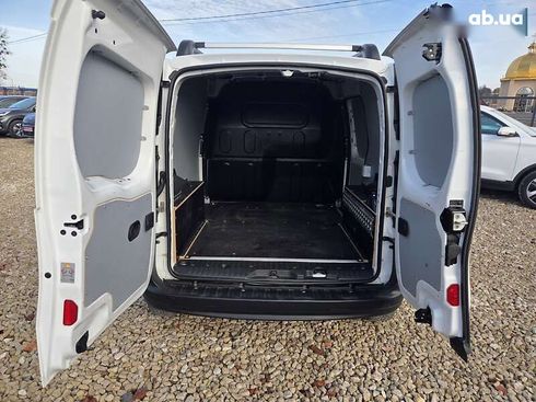 Renault Kangoo 2020 - фото 22