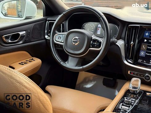 Volvo S60 2020 - фото 26