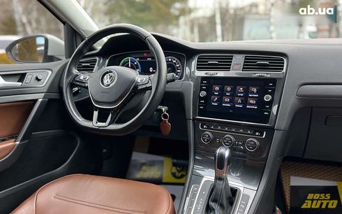 Volkswagen e-Golf 2019 - фото 20