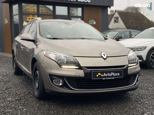 Renault Megane 2012 - фото 9