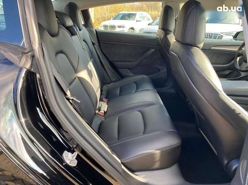 Tesla Model 3 2022 - фото 19